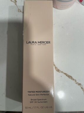 Laura Mercier Tinted Moisturizer Natural Skin Perfector SPF 30 - 5N1 Walnut- New